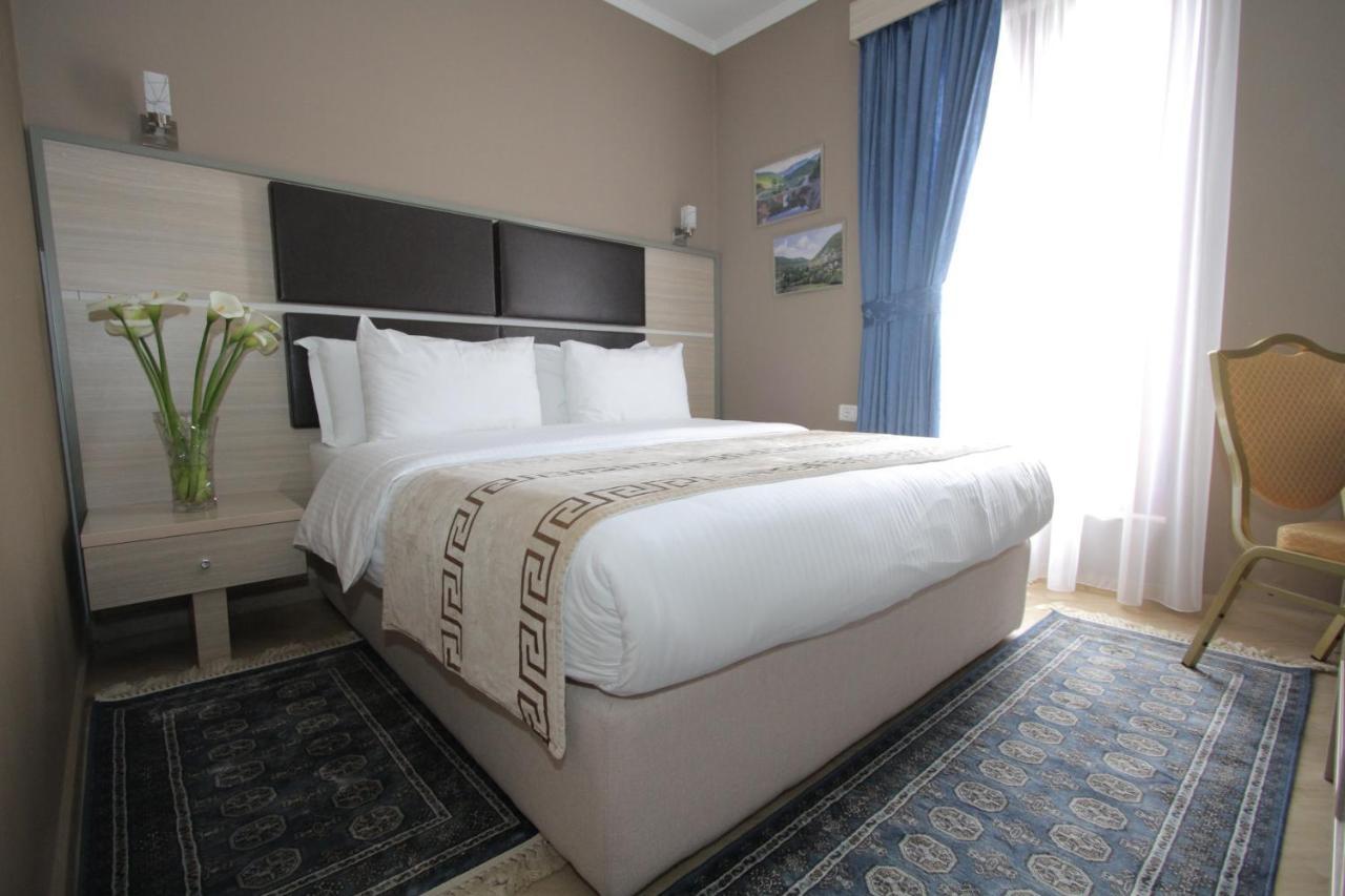 Hotel Capital Bruçi 3*