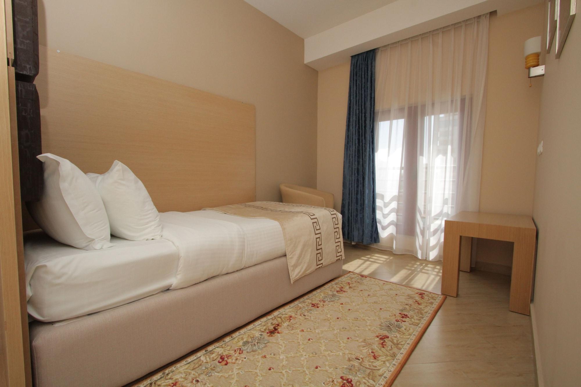 Hotel Capital Bruçi