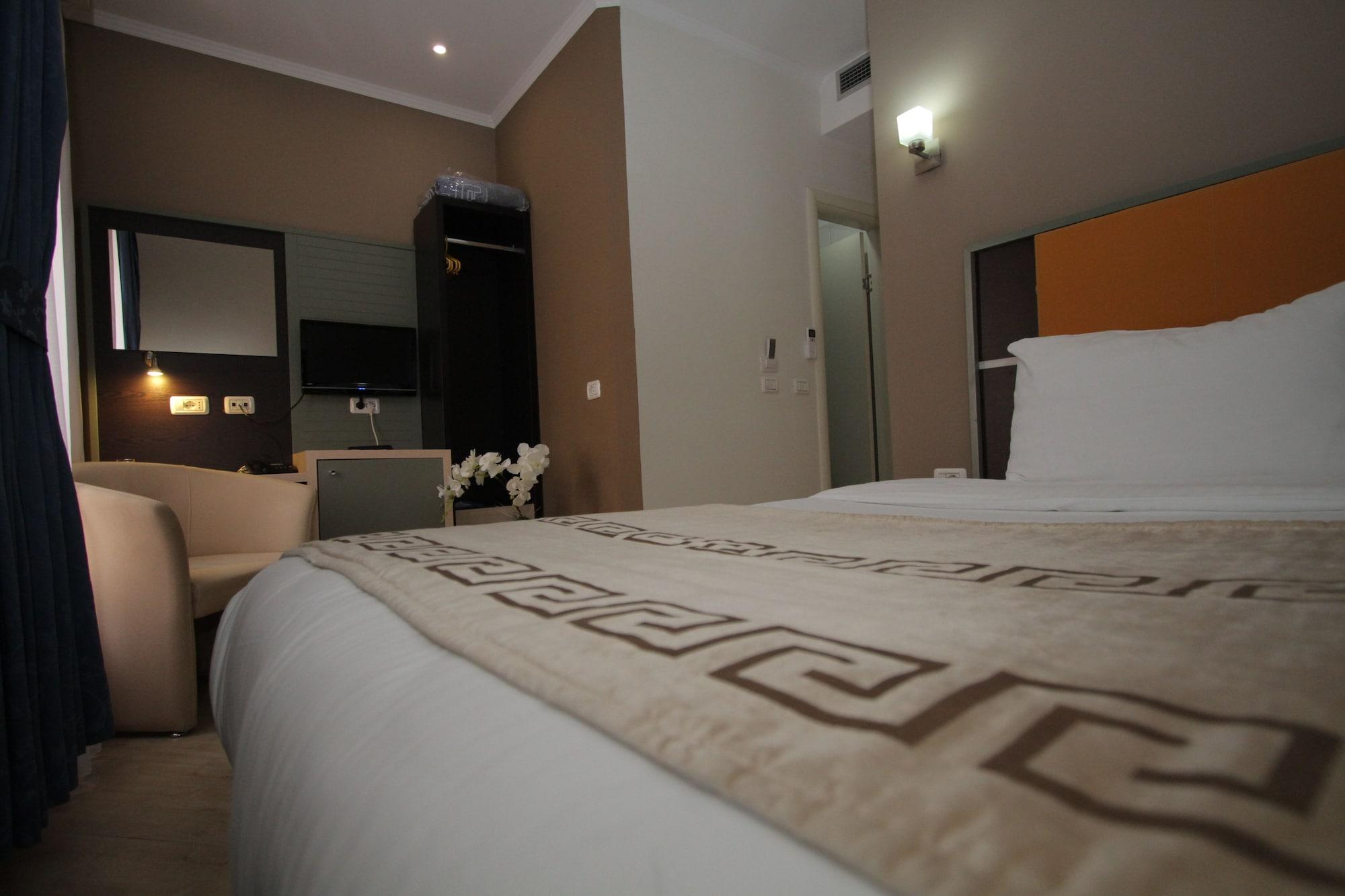 Hotel Capital Bruçi Tirana