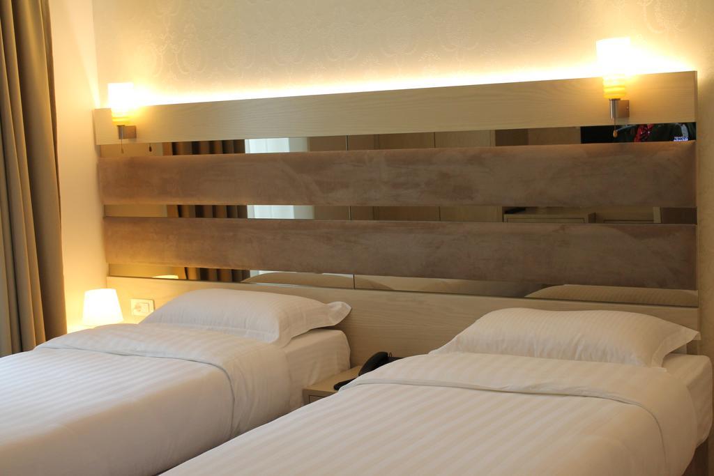 Hotel Capital Bruçi Tirana